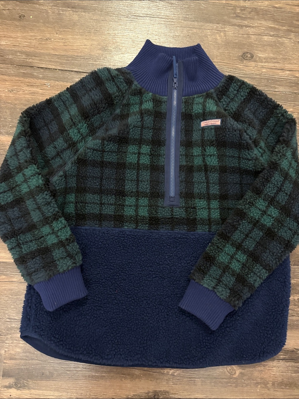 Vineyard Vines women’s Green & Navy Plaid Sherpa Half-Zip